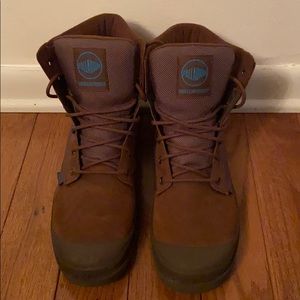 Brown water proof suede boot